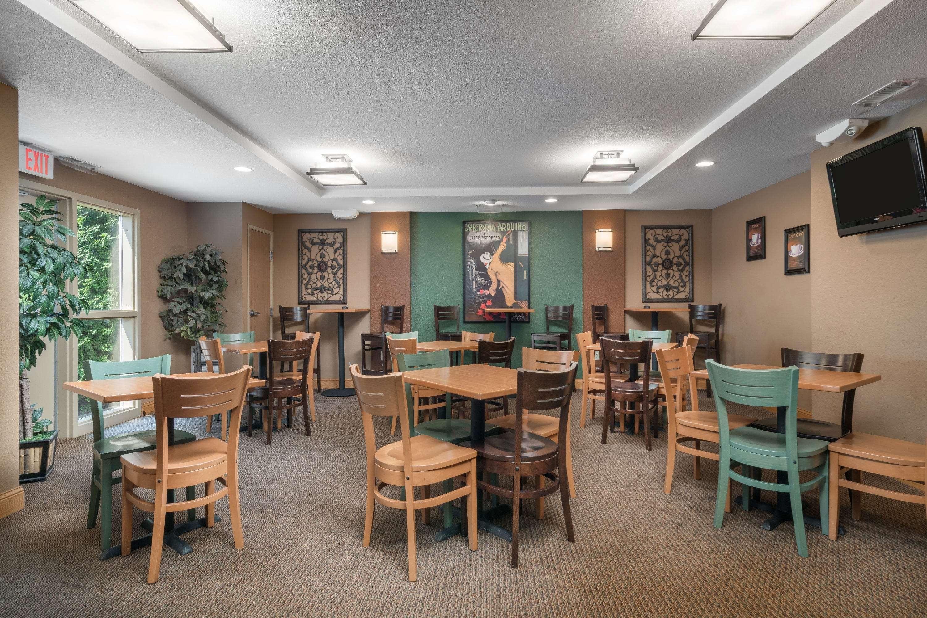 Americinn By Wyndham Newton Extérieur photo