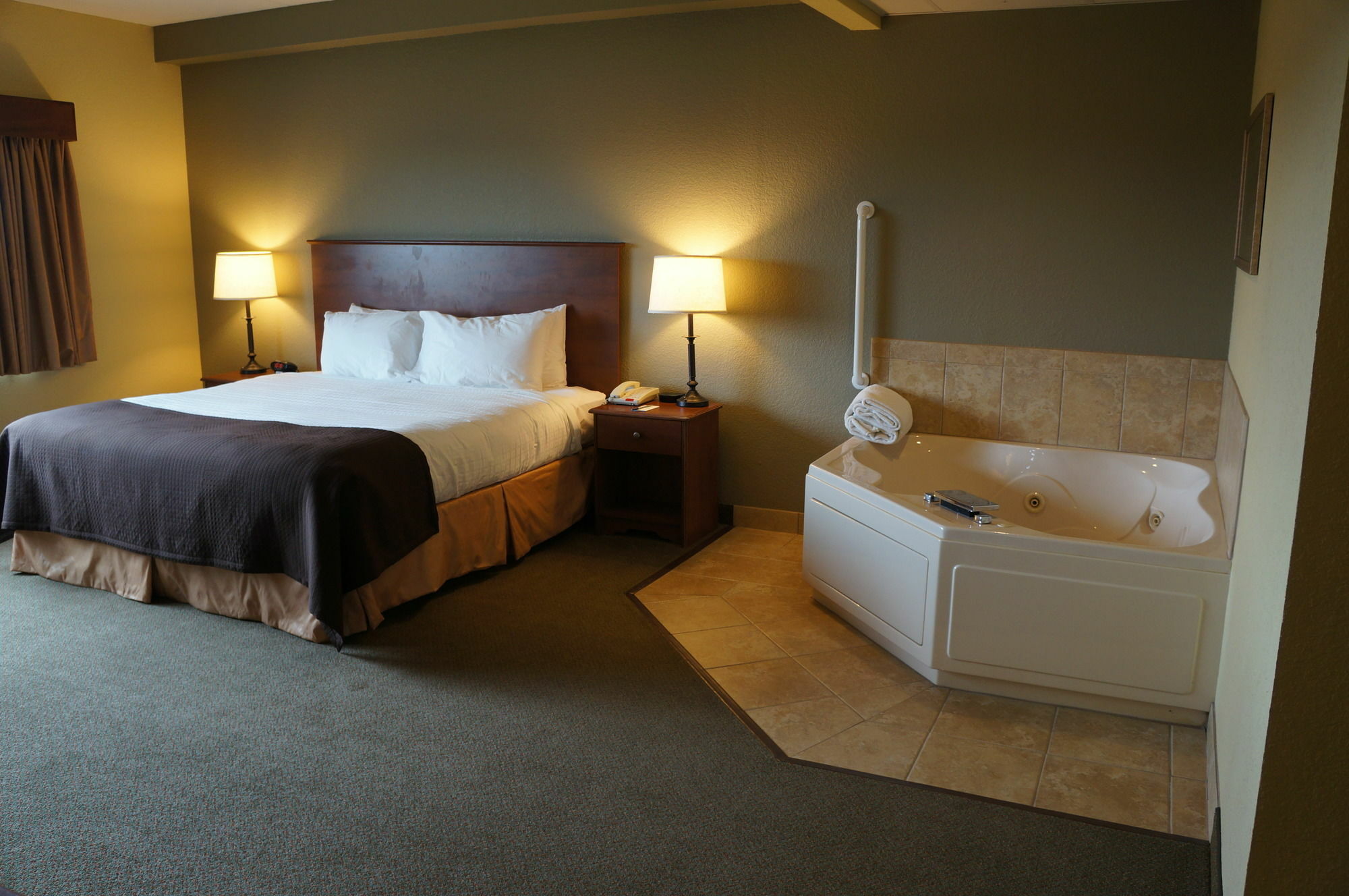 Americinn By Wyndham Newton Extérieur photo